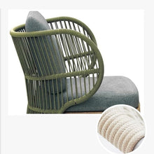 Outdoor Wicker Rattan Lounge Chair for Patio, Garden & Balcony